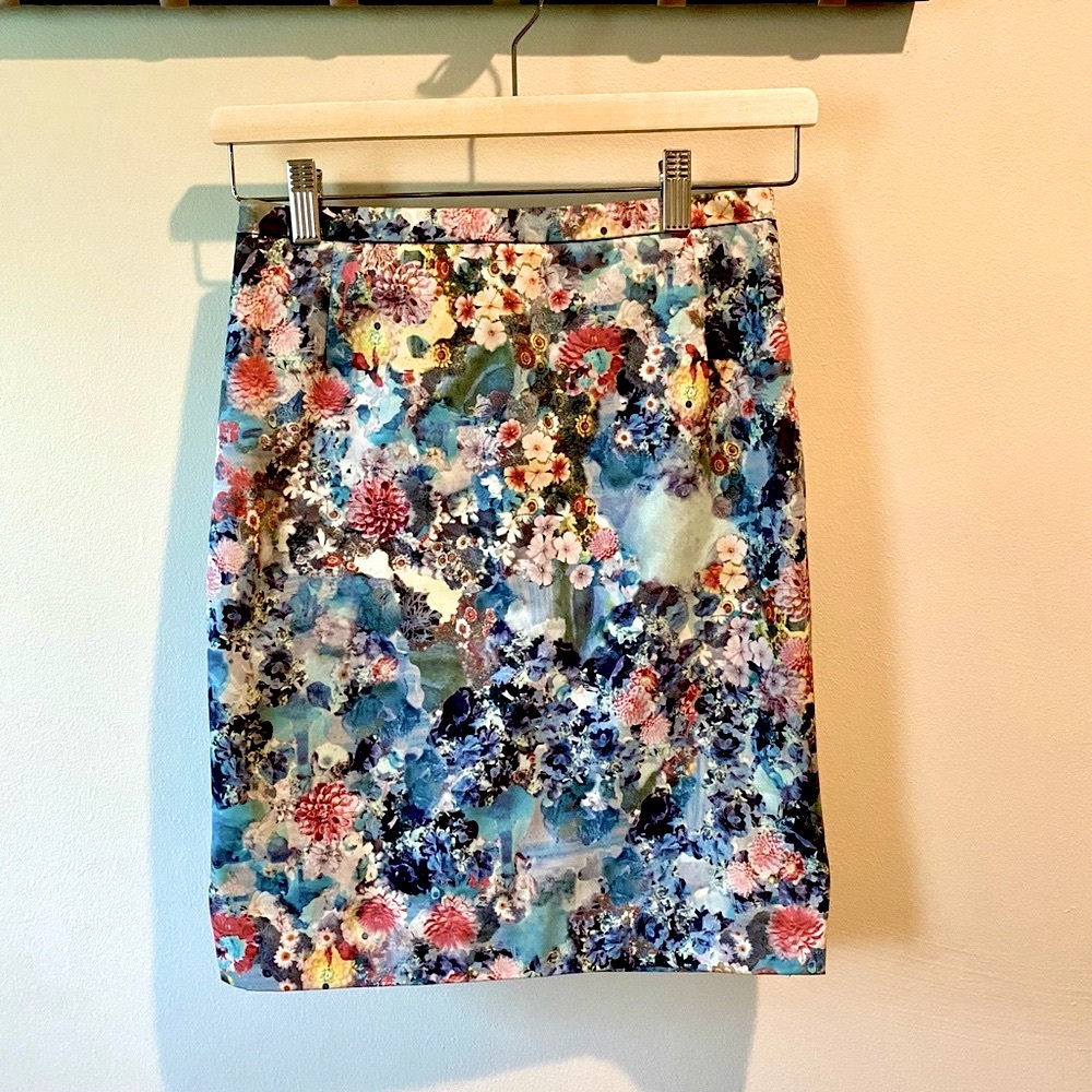 H&M Blue Embellished Pencil Skirt